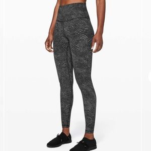 Lululemon Align Pant 28"
Free Spirit Ice Grey Black